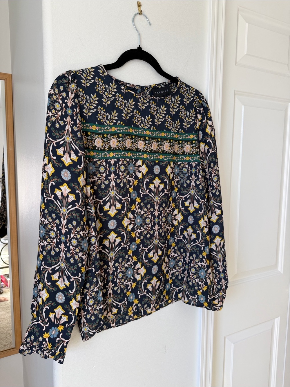 Premise - Navy & Yellow Floral Light Long-Sleeve Spring Summer Blouse Top